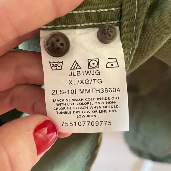 Wrangler Jeans & Co. button down • Mens XL - Picture 4 of 6